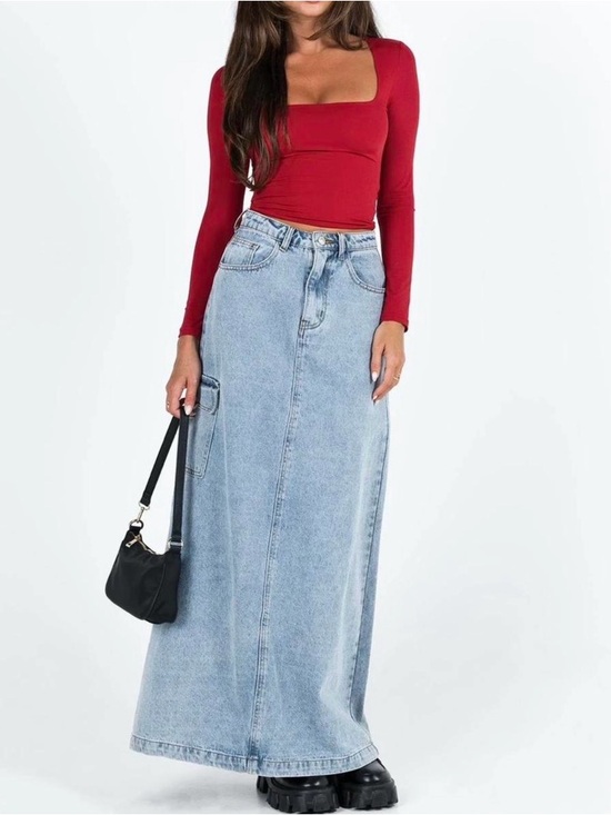 Princess Polly Dresses & Skirts - Princess Polly denim skirt